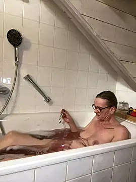 LucyLingerie78 live sex cam