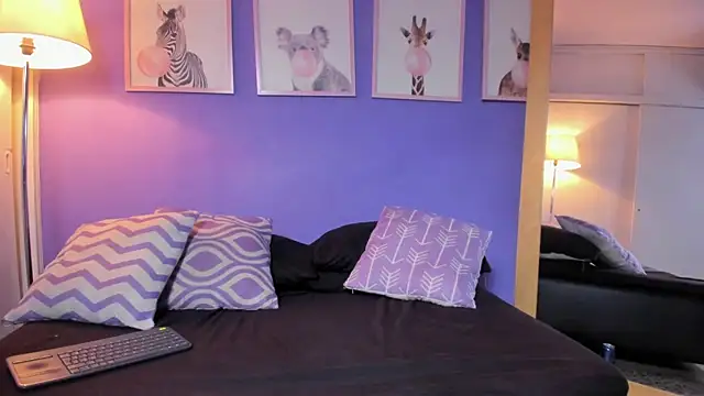 TanishaReyes live sex cam