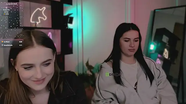 aria_moo live sex cam