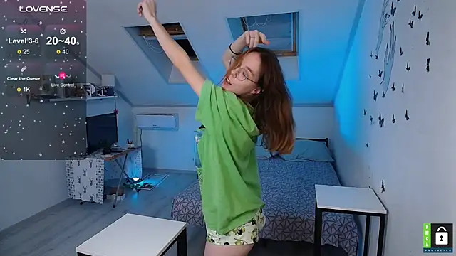 Karina_Bae live sex cam