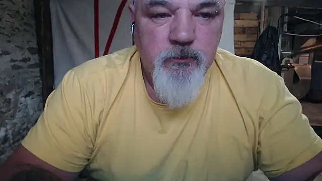 Newfiesausage1972 live sex cam