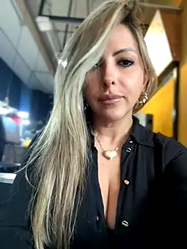 _Abril-Office1 live sex cam