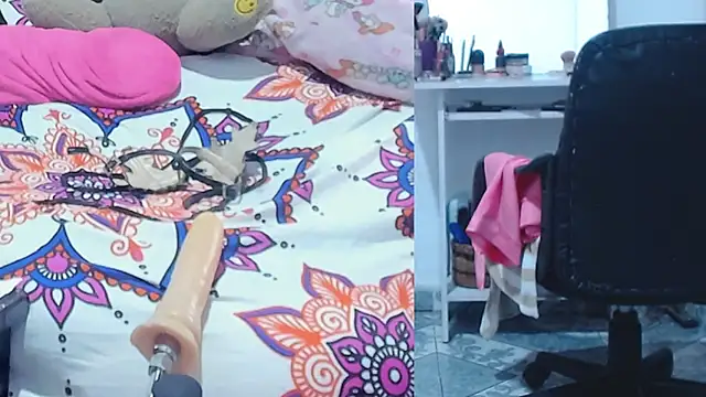 afroditacute15 live sex cam