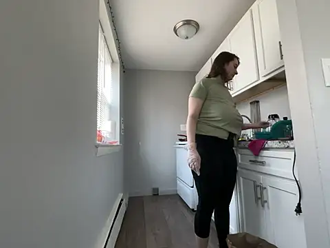 Snowbunnycake_131 live sex cam