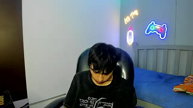 StiwenTwink live sex cam