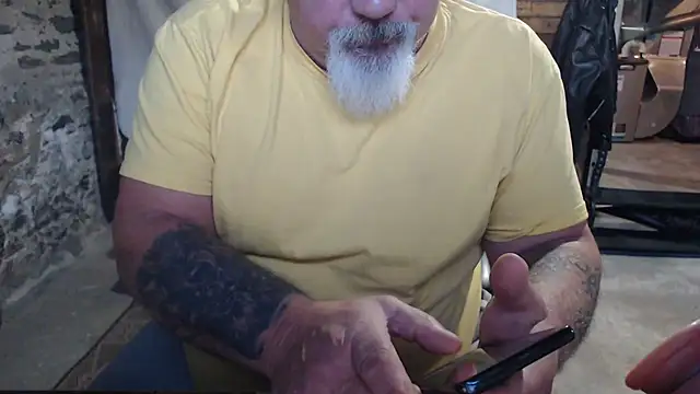 Newfiesausage1972 live sex cam