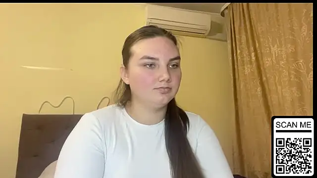 Dreamyblushfairy live sex cam