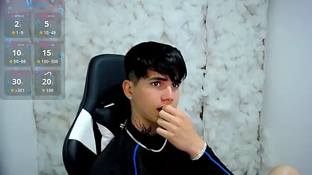 Tayson_Rivers live sex cam