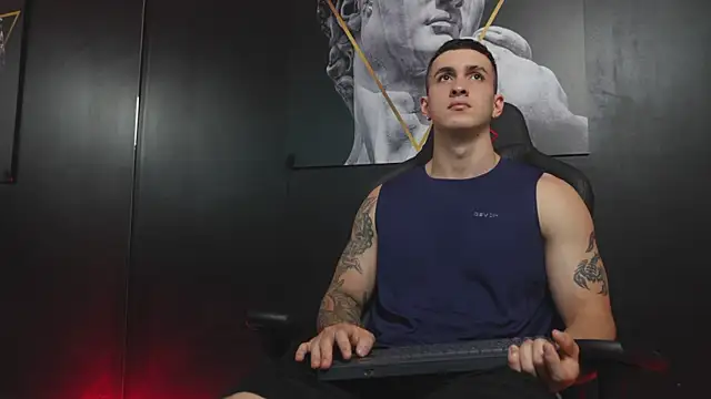 JacksonOlsenn live sex cam