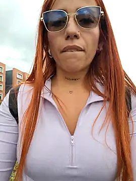 Alis_xxx live sex cam