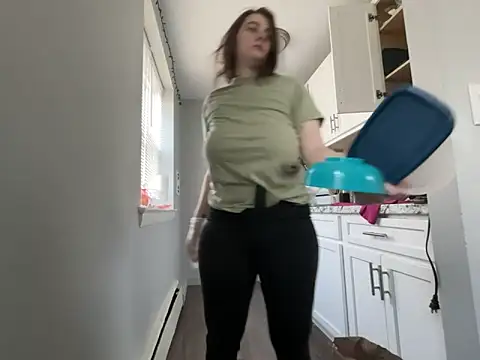 Snowbunnycake_131 live sex cam