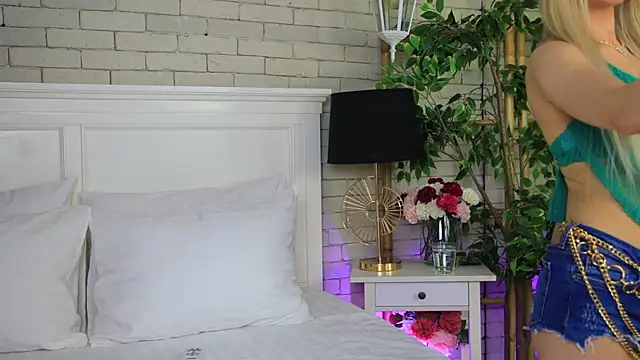 EmillyBronte live sex cam