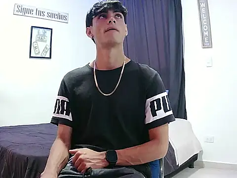 harrytomson_1 live sex cam