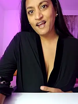 Busty_AriaX live sex cam