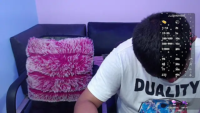 Eric_and_Alisson live sex cam