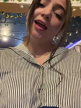 Juanita_Rojas live sex cam