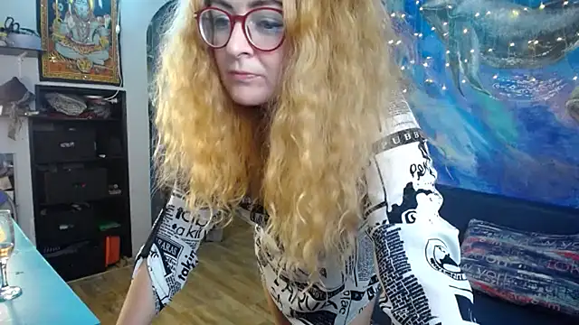 Helen1974 live sex cam