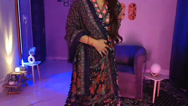 Mitikaa live sex cam