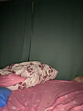 Natashaa15 live sex cam