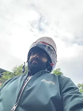 Lyon_vach live sex cam