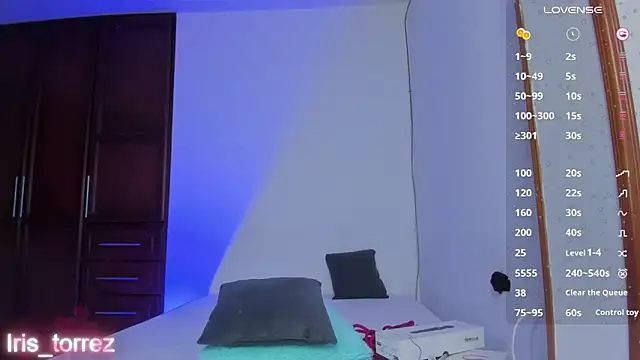 iris_torrez_ live sex cam