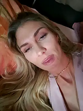 Melody1600 live sex cam