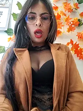 Astrid-- live sex cam