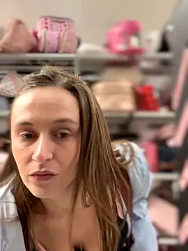 lunagirl13 live sex cam