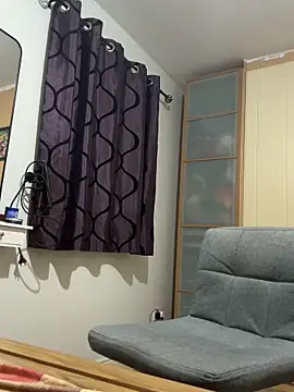 YOURCRAZYDADDY live sex cam