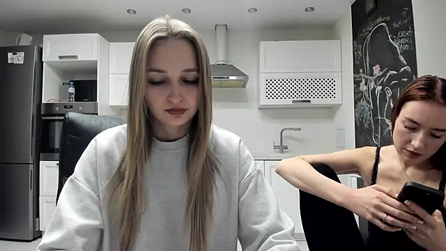 lisenok live sex cam
