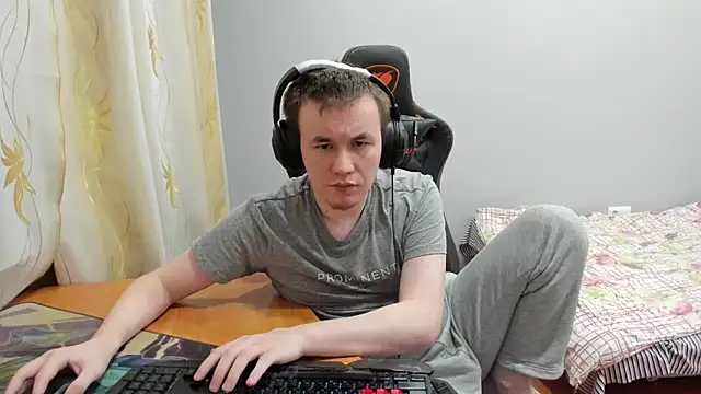 iliaskrislove live sex cam