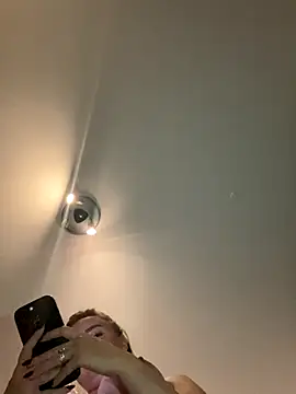 CherryEmmy live sex cam