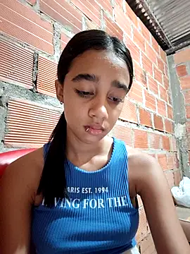 Zoe_Sweett18 live sex cam