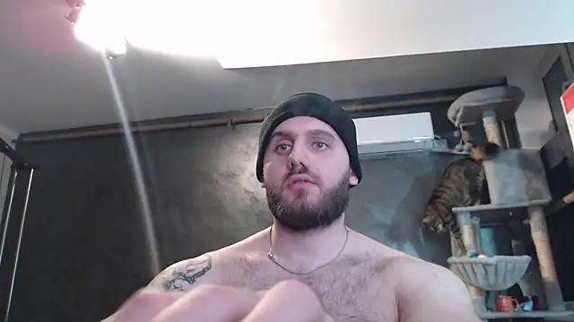 ErickBloom live sex cam