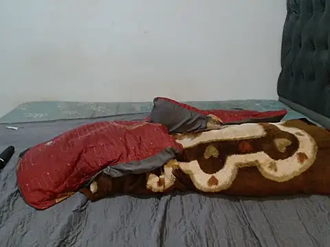 Ciara-Mia live sex cam