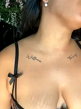 ArielleMillerr- live sex cam