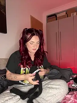 OliviaaFischer live sex cam