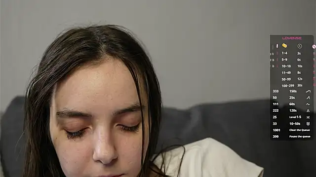 GenovesDi live sex cam