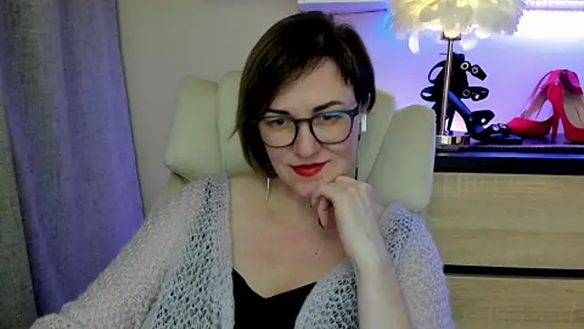 feliziaDesire live sex cam