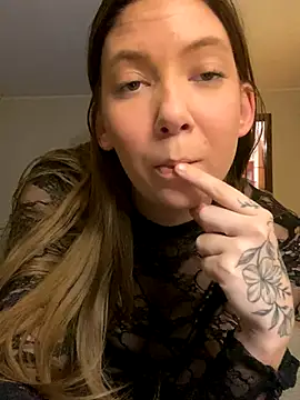 Mandispandis1 live sex cam