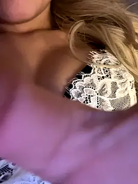 LunaDesireex live sex cam