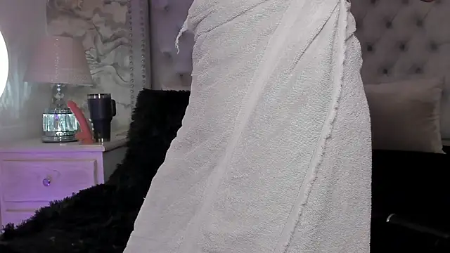 Kev_jenner live sex cam