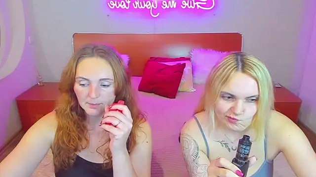 MagicEyess live sex cam