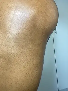 incognitobdy live sex cam