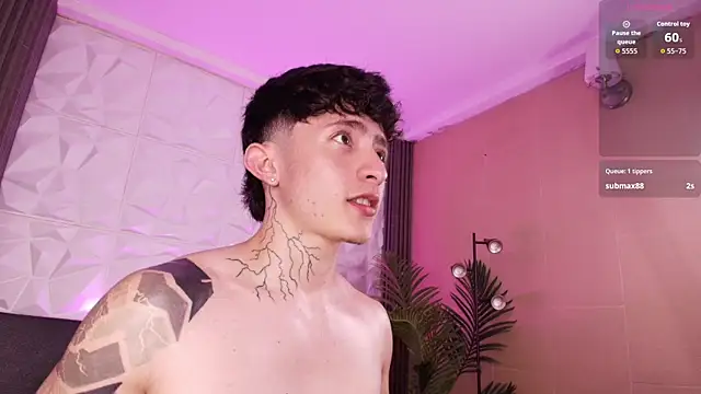 troy_rouge live sex cam