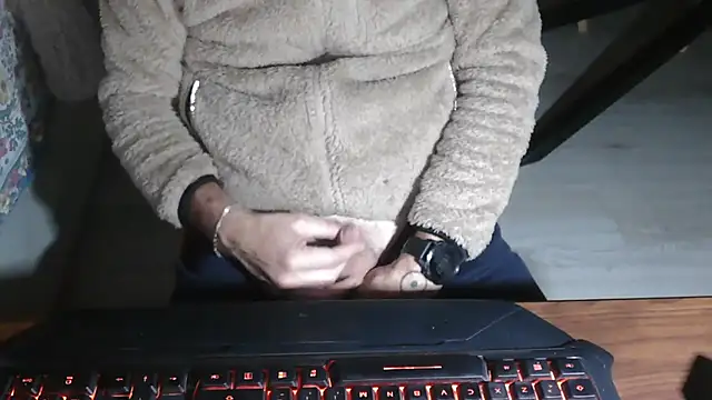 Adri_gard live sex cam