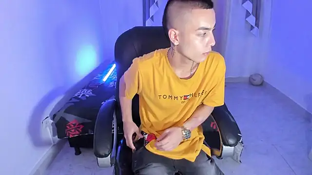 Dereck_Boy8 live sex cam