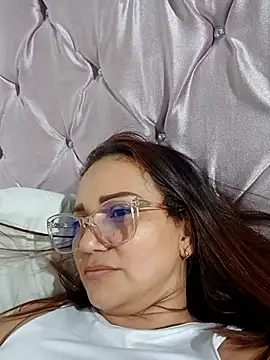 Amanda39 live sex cam