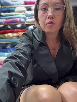 VIOLETA-25_ live sex cam