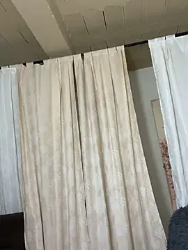 morenaQueen_ live sex cam